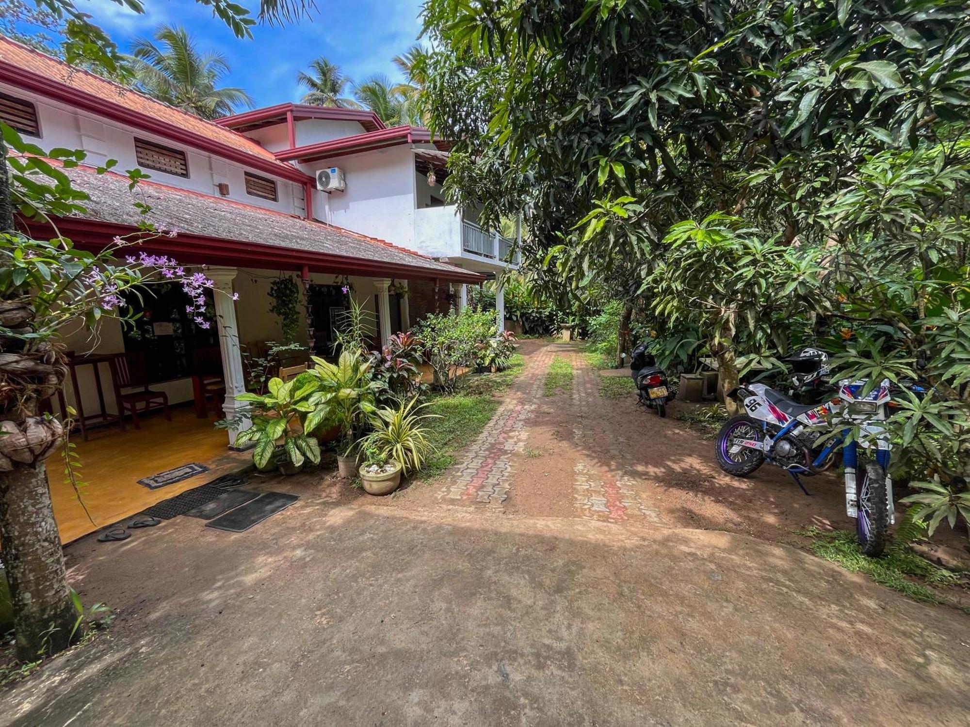 Abraham Beach House Tangalle Exterior foto